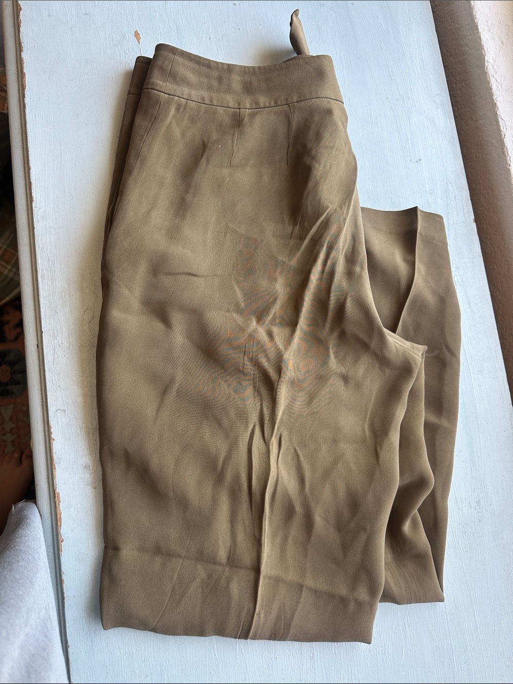 Silx by August Silk Straight Leg Pants in Camel Brown